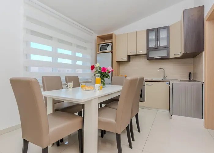 Mavracic 2 By Interhome * فير