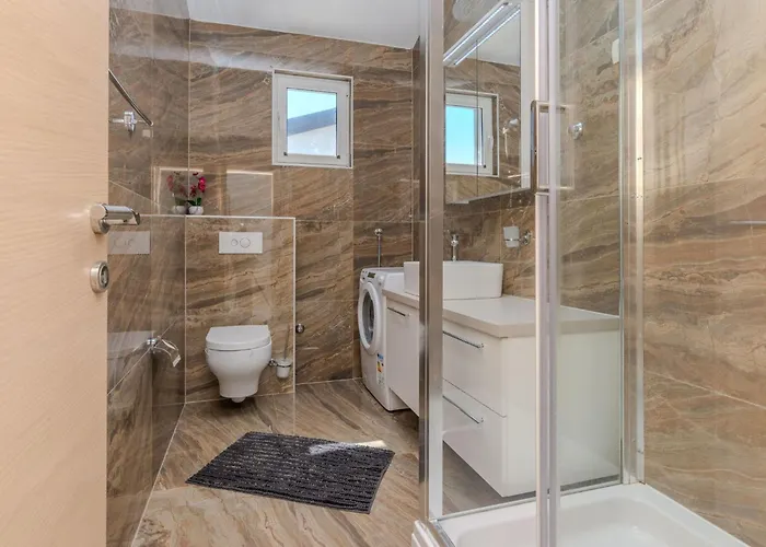 Mavracic 2 By Interhome شقة *